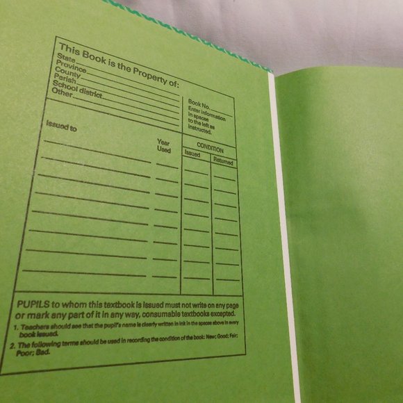 Garden Gates Level 6 World of Reading Series Book - Picture 3 of 9